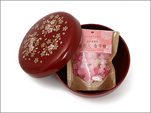 山中漆器 桜づくしボンボニエール ペア – 金沢金箔入りこんぺいとう付き★日本土産（みやげ）や記念品に！英語説明書つき
