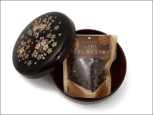 山中漆器 桜づくしボンボニエール ペア – 金沢金箔入りこんぺいとう付き★日本土産（みやげ）や記念品に！英語説明書つき