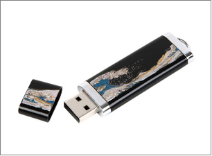 蒔絵USBメモリー（4GB)サイズ：75x25x6mm
